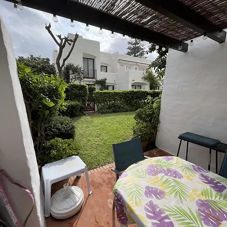 Apartamento - Playa - 2 Con Amplio Jardín Al Lado Del Mar Ev1