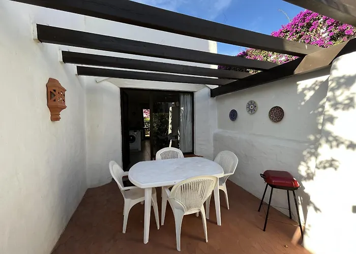 - Playa - 2 Con Amplio Jardin Al Lado Del Mar Ev1 *