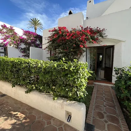 - Playa - 2 Con Amplio Jardin Al Lado Del Mar Ev1 Apartment *