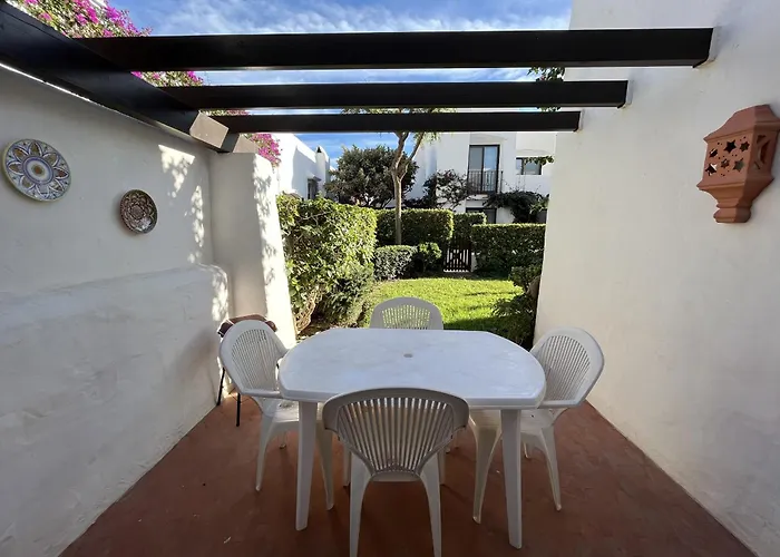 - Playa - 2 Con Amplio Jardin Al Lado Del Mar Ev1 Estepona